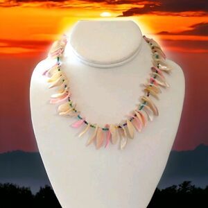 Vtg 80s‎ Pastel Shell Necklace Chunky Mother Of Pearl Seashell Beach Coastal.